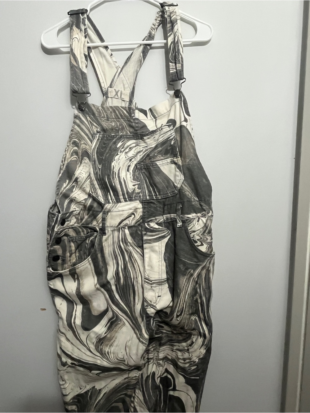 We The Free People Ziggy Marble-Swirl Overalls in Taupe & Cream Size XLarge - Picture 6 of 12